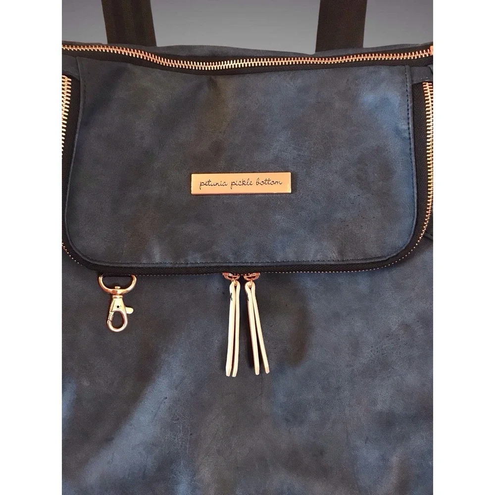 Petunia Pickle Bottom‎ Pivot Pack Diaper Bag Backpack Indigo/Blush
